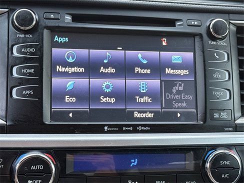 Used 2019 Toyota Highlander XLE image 19