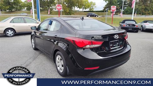 Used 2016 Hyundai Elantra SE image 5