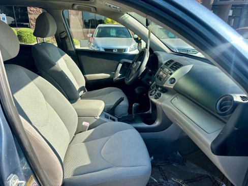 Used 2007 Toyota RAV4 Limited image 11