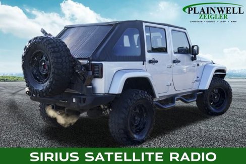 Used 2009 Jeep Wrangler Unlimited Sahara image 3