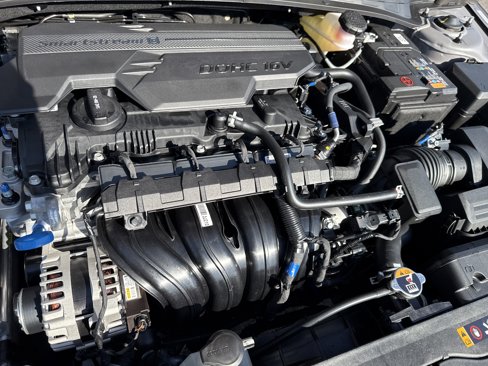 New 2025 Hyundai Elantra Sport image 19