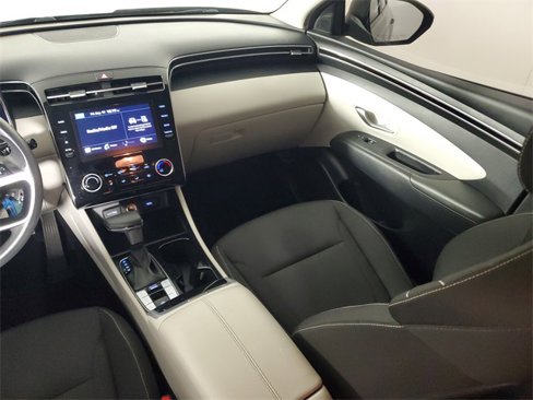 Used 2022 Hyundai Tucson SE image 17