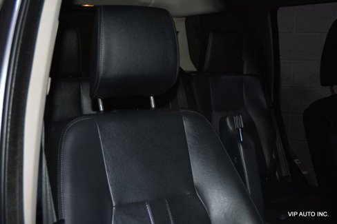 Used 2015 Land Rover LR4 HSE image 24