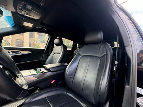 Used 2019 Lincoln Nautilus Reserve w/ Ultimate Package image 10