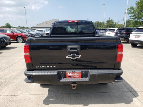 Used 2017 Chevrolet Silverado 1500 Custom w/ Custom Convenience Package image 6