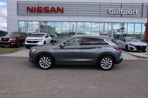 Used 2019 INFINITI QX50 Essential w/ Premium Heat Package image 3