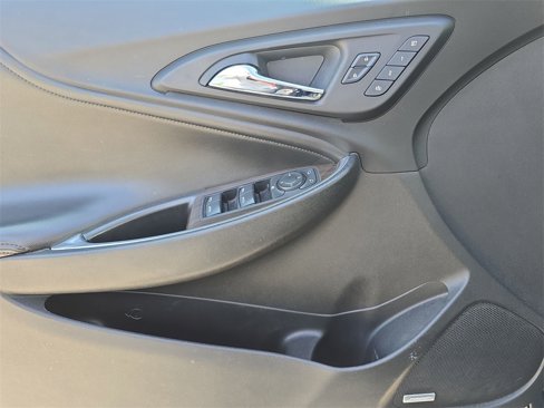 Certified 2017 Chevrolet Malibu Premier w/ Premier Sun and Wheel Package image 23