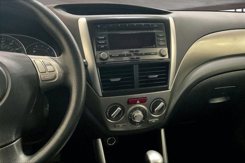 Used 2010 Subaru Forester 2.5X Premium image 6