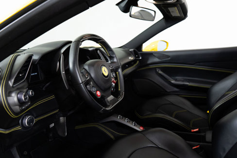 Certified 2018 Ferrari 488 Spider image 4