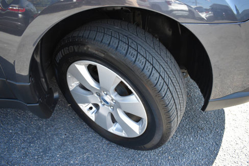 Used 2011 Subaru Outback 2.5i Limited image 46
