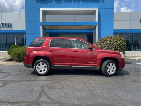 Used 2015 GMC Terrain SLE image 8