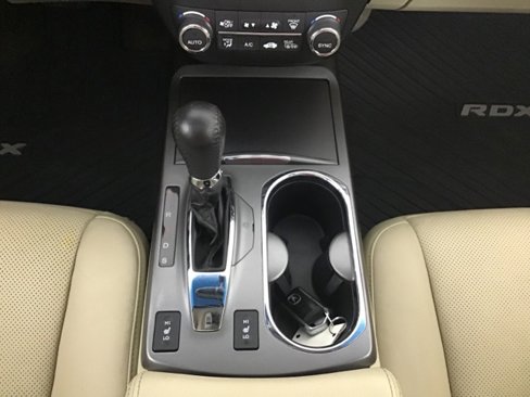 Used 2014 Acura RDX AWD w/ Technology Package image 10