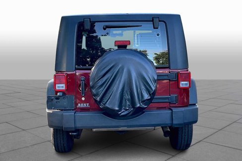 Used 2010 Jeep Wrangler Unlimited Sport image 4