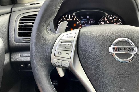 Used 2016 Nissan Altima 2.5 SR image 22