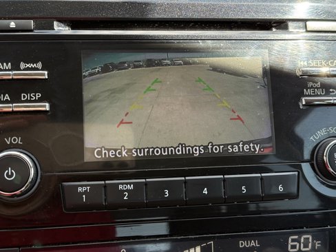 Used 2017 Nissan Rogue SV image 9