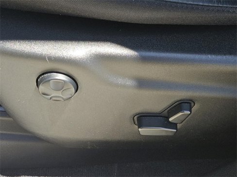 Used 2022 Dodge Durango GT image 25