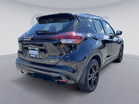 Used 2023 Nissan Kicks SR image 7