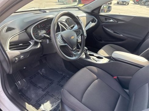 Used 2022 Chevrolet Malibu LT image 16