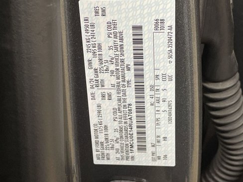 Used 2024 Ford Escape SE image 32