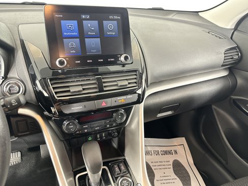 Used 2024 Mitsubishi Eclipse Cross LE image 4