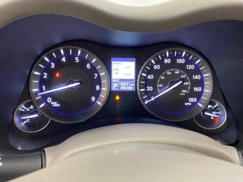 Used 2016 INFINITI Q70 L 3.7 image 33