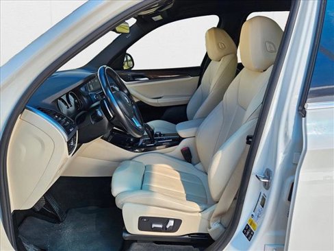 Used 2018 BMW X3 xDrive30i image 16