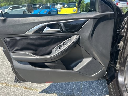 Used 2019 INFINITI QX30 image 22