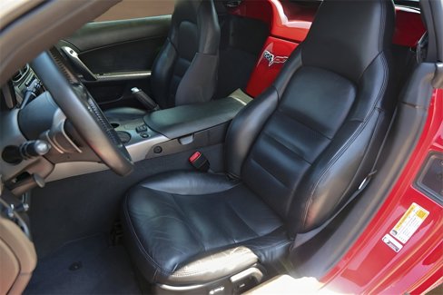 Used 2006 Chevrolet Corvette Convertible w/ Preferred Equipment Group image 7