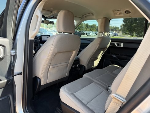 Used 2021 Ford Explorer 2WD image 15
