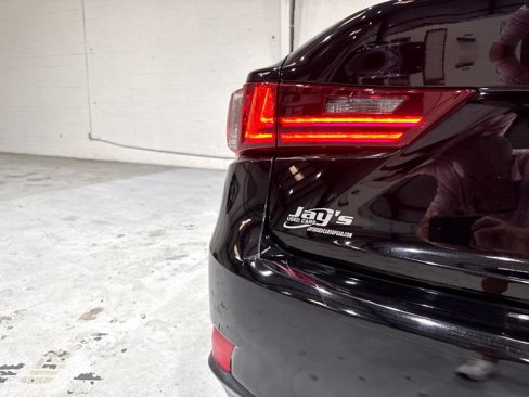 Used 2016 Lexus IS 200t image 69