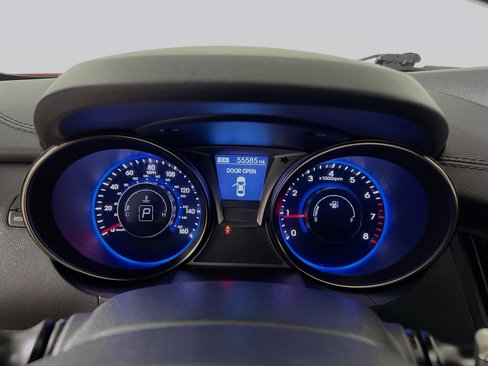 Used 2014 Hyundai Genesis 2.0T image 22