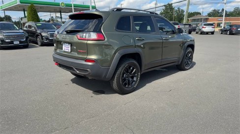 Used 2021 Jeep Cherokee Trailhawk image 8