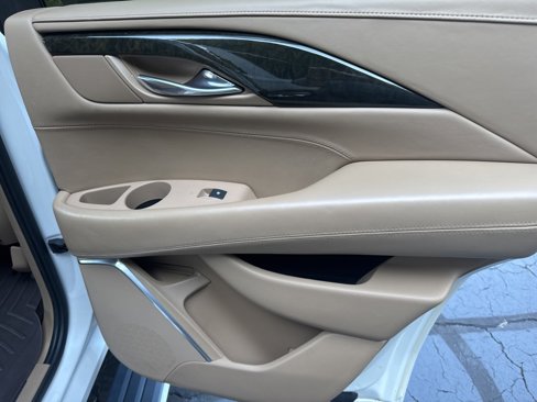 Certified 2019 Cadillac Escalade Platinum image 15