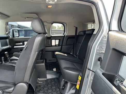 Used 2007 Toyota FJ Cruiser 4WD image 19