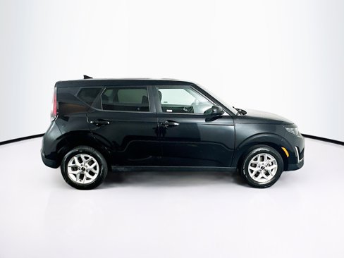Used 2024 Kia Soul LX w/ Option Group 015 image 10