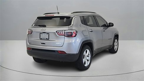 Used 2018 Jeep Compass Latitude image 7