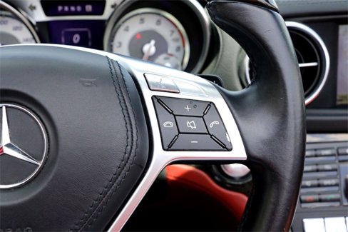 Used 2013 Mercedes-Benz SL 550 image 15