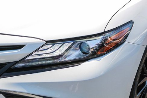 Used 2023 Toyota Camry XSE w/ Navigation Package image 4