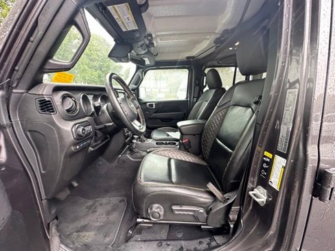 Used 2021 Jeep Wrangler Unlimited Sahara image 25