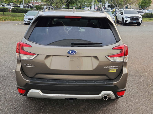 Used 2019 Subaru Forester Touring image 5