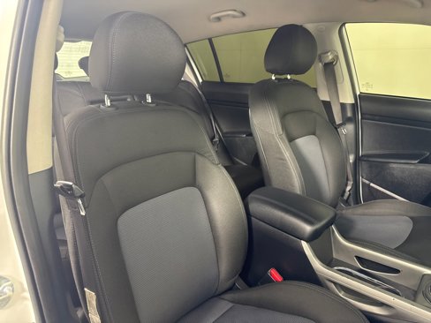 Used 2016 Kia Sportage LX image 22