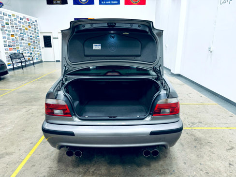 Used 2002 BMW M5 image 26