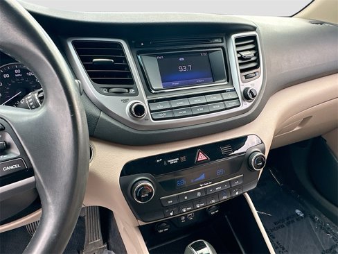Used 2017 Hyundai Tucson Value image 11