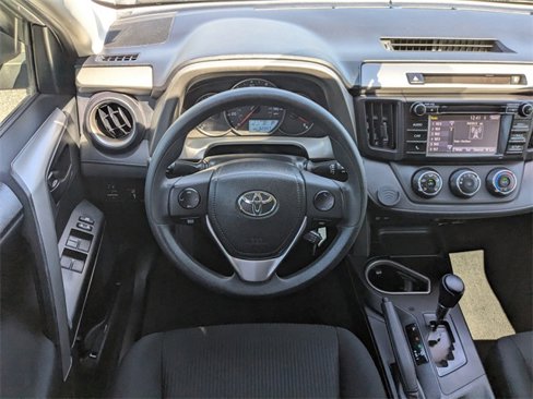 Used 2016 Toyota RAV4 LE image 15