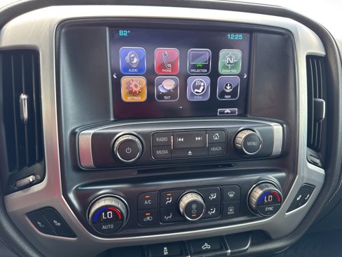 Used 2017 GMC Sierra 2500 SLE image 25