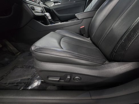 Used 2019 Hyundai Sonata Limited w/ Ultimate Package 04 image 22