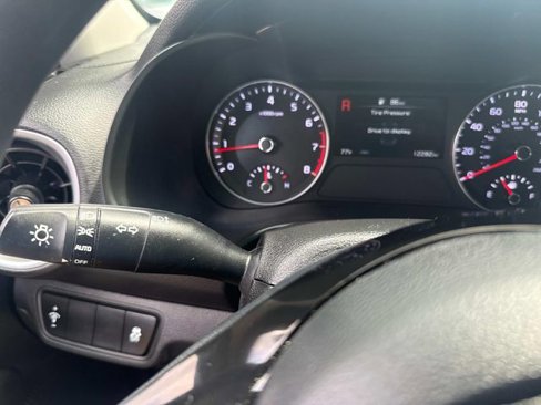 Used 2022 Kia Forte LXS image 30