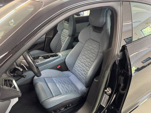 Used 2022 Audi e-tron GT Premium Plus image 7