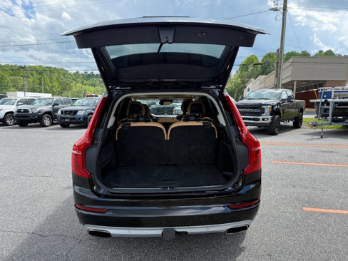 Used 2016 Volvo XC90 T6 Momentum w/ Momentum Plus Package image 28