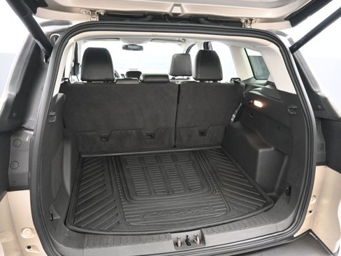 Used 2017 Ford Escape Titanium image 28